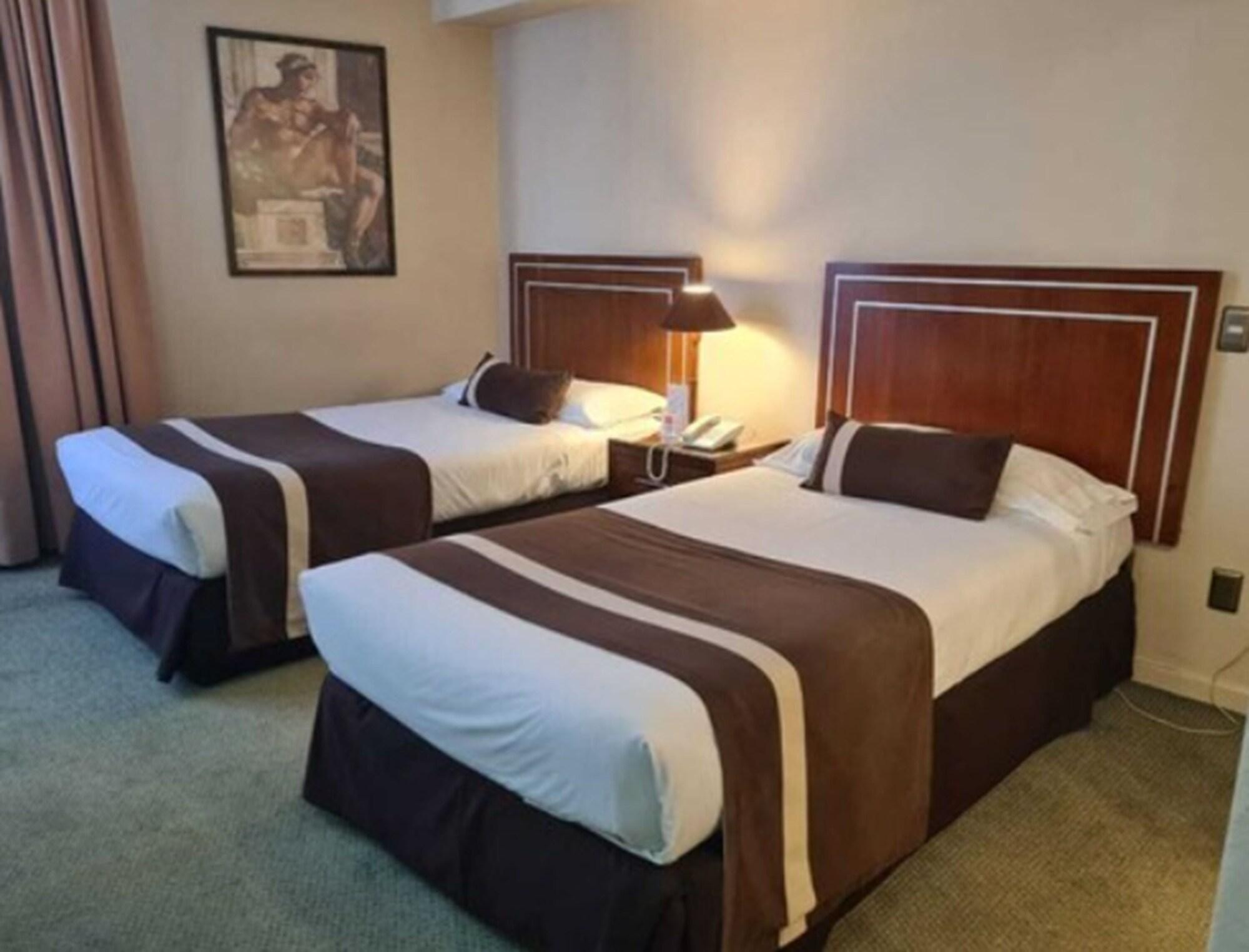 Hotel Leonardo da Vinci Santiago del Cile Esterno foto