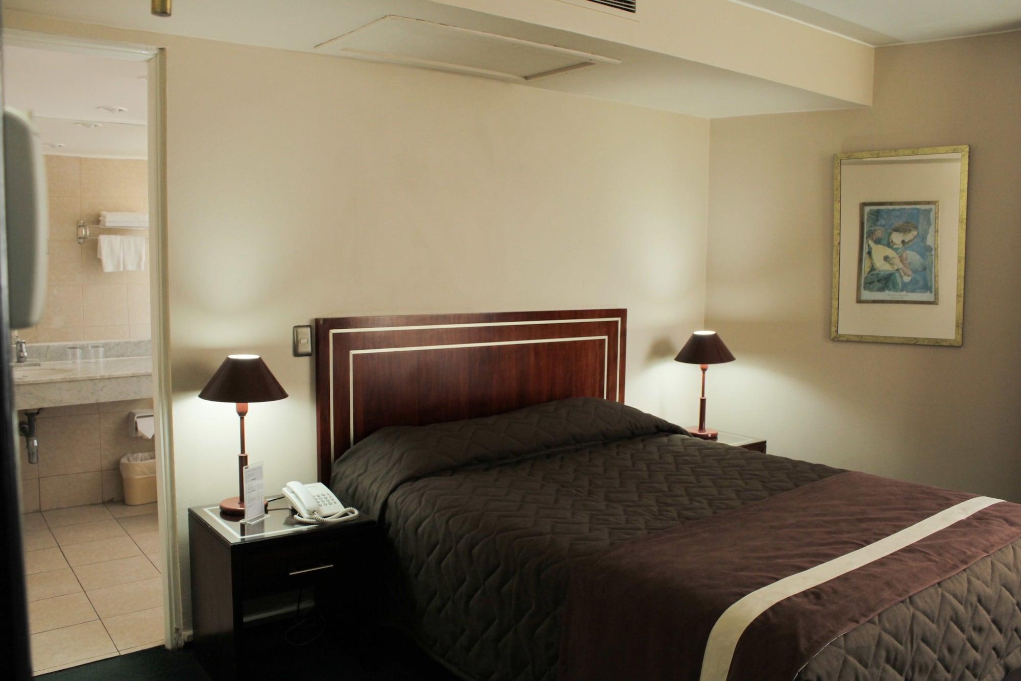 Hotel Leonardo da Vinci Santiago del Cile Esterno foto