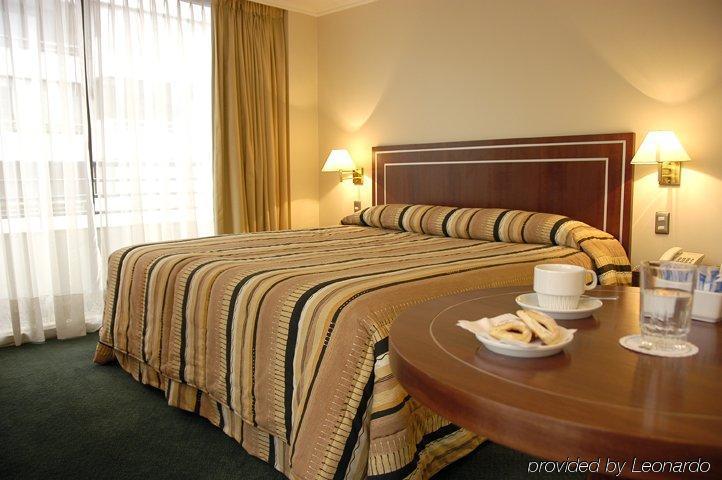 Hotel Leonardo da Vinci Santiago del Cile Camera foto